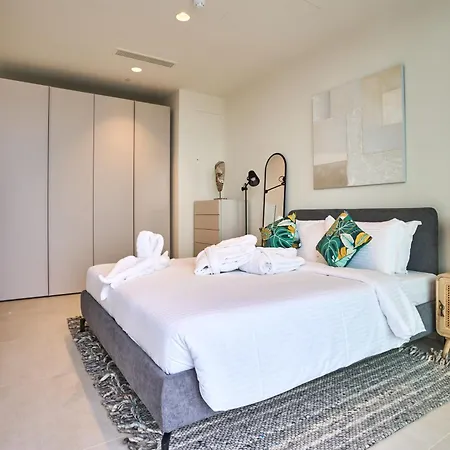 Mercury One Bedroom Haven With Fantastic Views Сент Джулианс