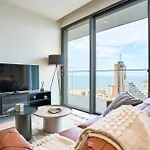 Appartement Mercury One Bedroom Haven With Fantastic Views *