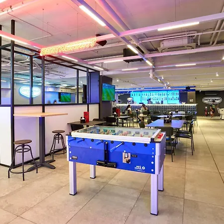 Mercury One Bedroom Haven With Fantastic Views *