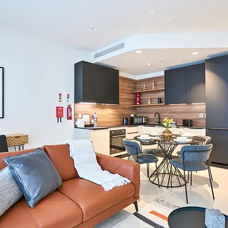 Mercury One Bedroom Haven With Fantastic Views