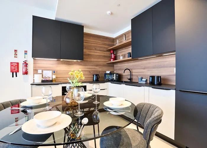 Mercury One Bedroom Haven With Fantastic Views