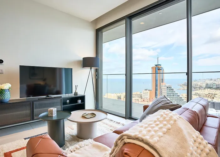 Apartment Mercury One Bedroom Haven With Fantastic Views *