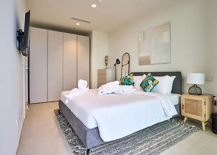 Mercury One Bedroom Haven With Fantastic Views Saint Julian's