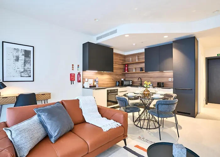 Mercury One Bedroom Haven With Fantastic Views