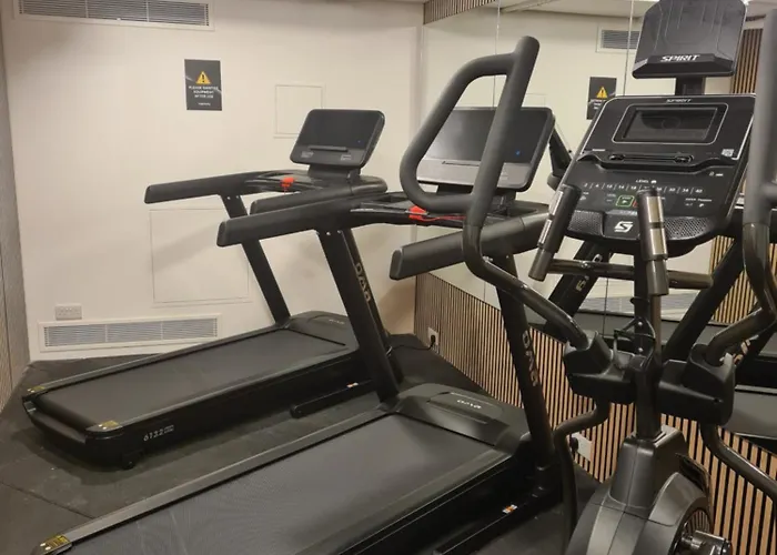 Mercury One Bedroom Haven With Fantastic Views